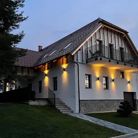 לינה וארוחת בוקר Vineyard Escape Herbersteinova Klet Jursinci