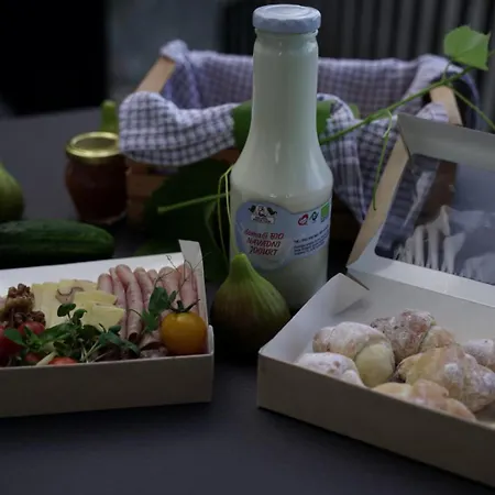 לינה וארוחת בוקר Vineyard Escape Herbersteinova Klet 3*