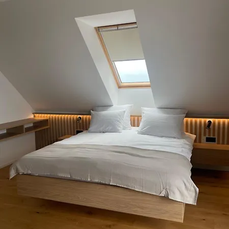 Vineyard Escape Herbersteinova Klet 3* Jursinci