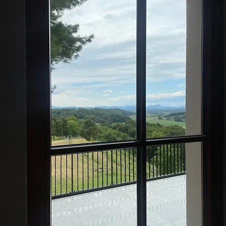 Vineyard Escape Herbersteinova Klet 3*