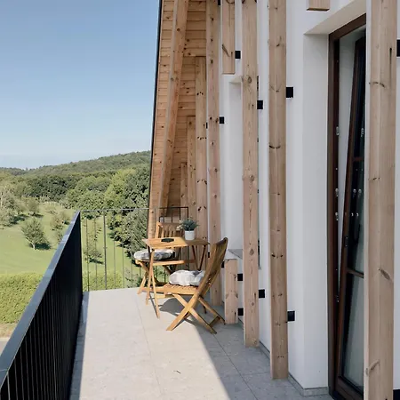 Vineyard Escape Herbersteinova Klet 3* Jursinci