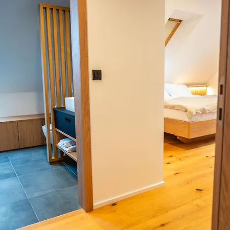 לינה וארוחת בוקר Vineyard Escape Herbersteinova Klet Jursinci