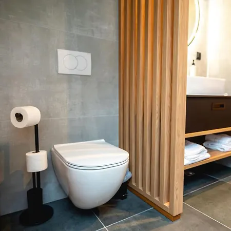 Vineyard Escape Herbersteinova Klet לינה וארוחת בוקר