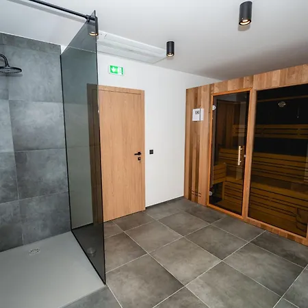 Bed & Breakfast Vineyard Escape Herbersteinova Klet Jursinci