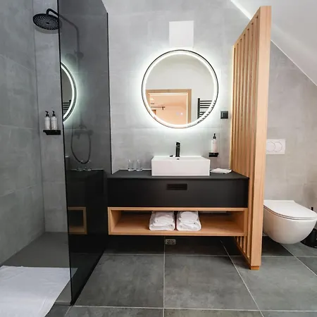 Bed & Breakfast Vineyard Escape Herbersteinova Klet 3*