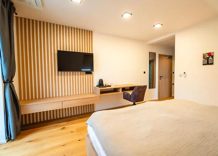 Vineyard Escape Herbersteinova Klet